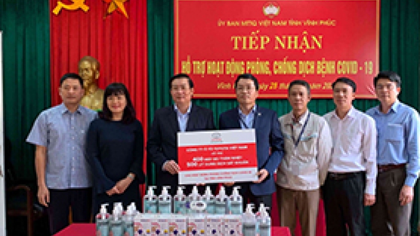 (hided) TOYOTA VIỆT NAM HỖ TRỢ TRANG THIẾT BỊ Y TẾ PHÒNG CHỐNG DỊCH BỆNH CORONA CHO TỈNH VĨNH PHÚC