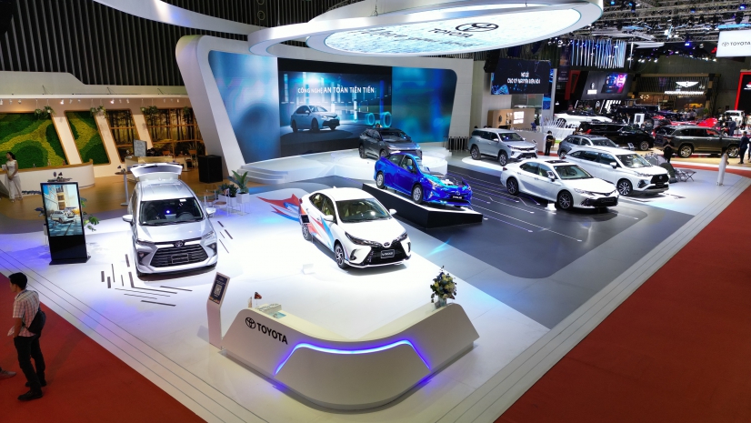 Toyota chuyển mình đầy mới mẻ tại Triển lãm Ô tô Việt Nam 2022