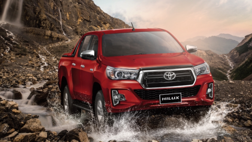 TOYOTA VIỆT NAM CÔNG BỐ GIÁ BÁN LẺ MỚI CHO HILUX VÀ FORTUNER TRD 2019