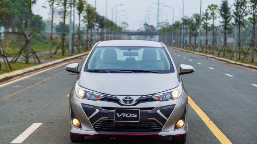 Toyota Việt Nam lập kỷ lục doanh số cao nhất từ trước tới nay với hơn 9.600 xe bán ra trong tháng 11