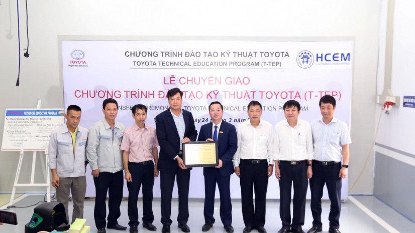 Toyota Việt Nam tiếp tục mở rộng Chương trình Đào tạo Kỹ thuật Toyota