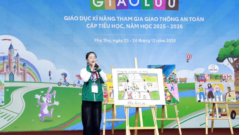 Toyota Việt Nam triển khai chương trình Toyota cùng em học an toàn giao thông năm học 2025 - 2026