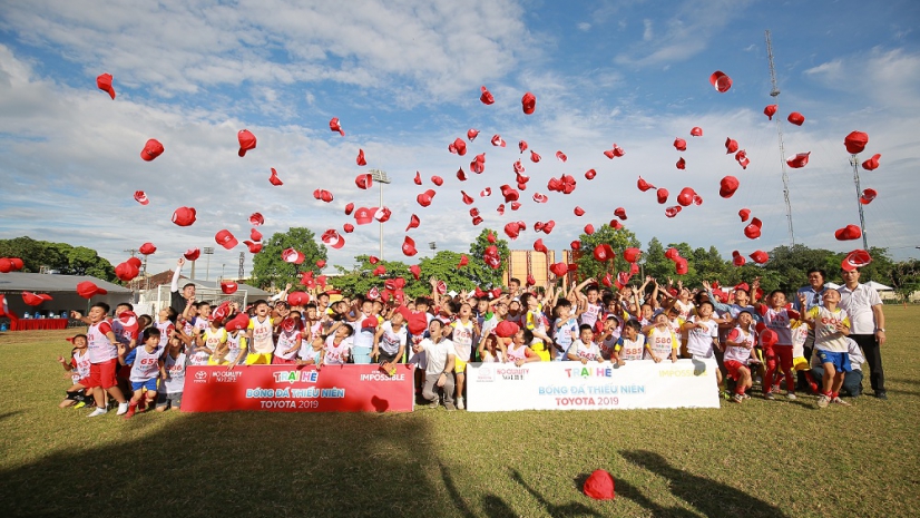 TRẠI HÈ BÓNG ĐÁ THIẾU NIÊN TOYOTA 2019 TỔ CHỨC VÒNG SƠ TUYỂN CUỐI CÙNG TẠI NGHỆ AN