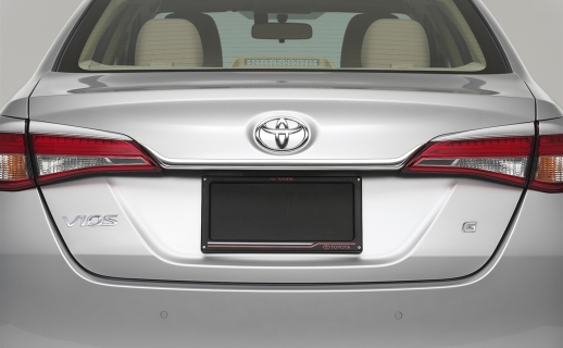 Ốp trang trí cửa khoang hành lý mạ Chrome